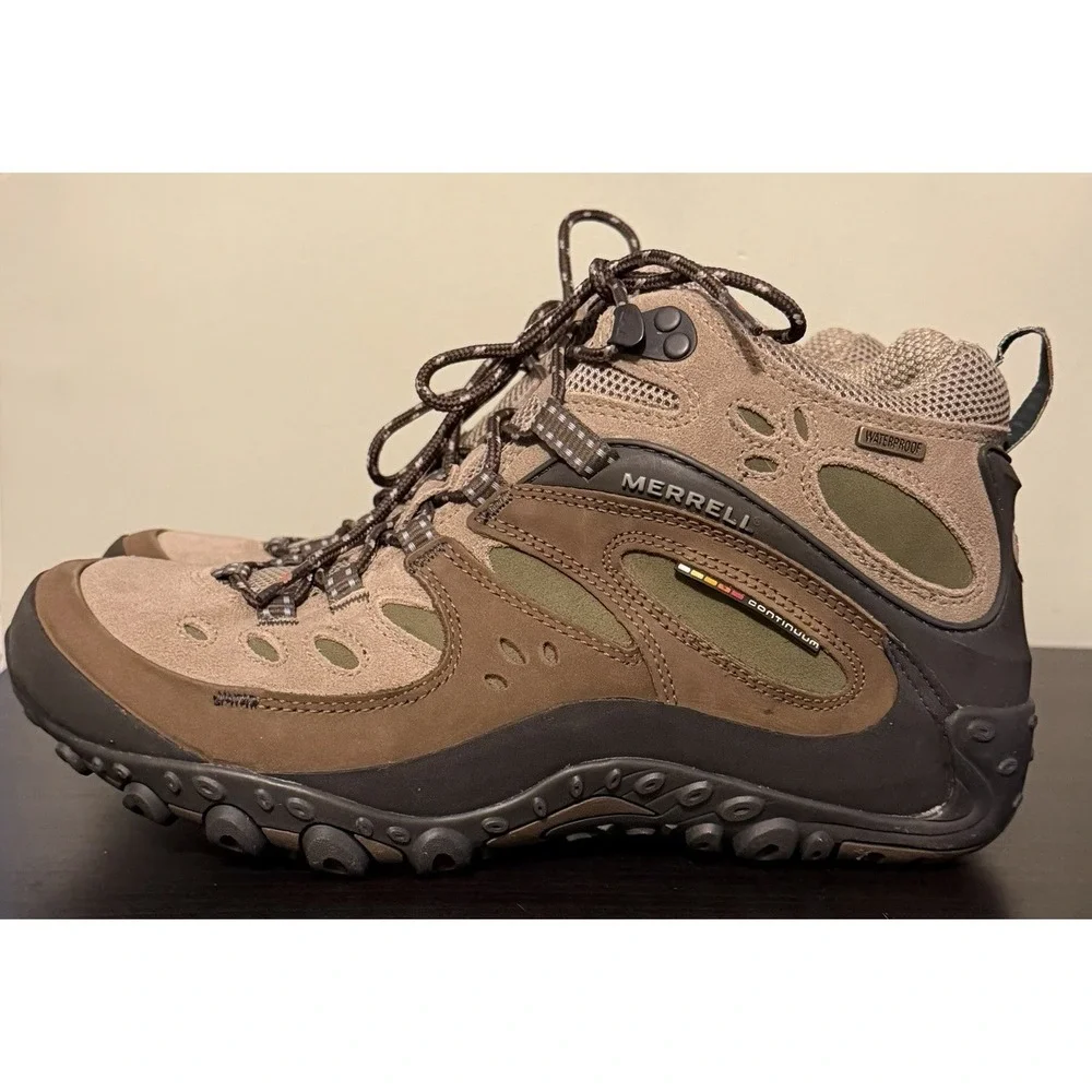 MERRELL Chameleon Arc Mid WP Hiking Trail Backpacking Boots Womens 9.5 Brown NWT